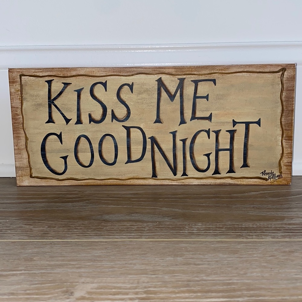 NWT Rhonda Kullberg Hand Painting ‘Kiss Me Goodnight’